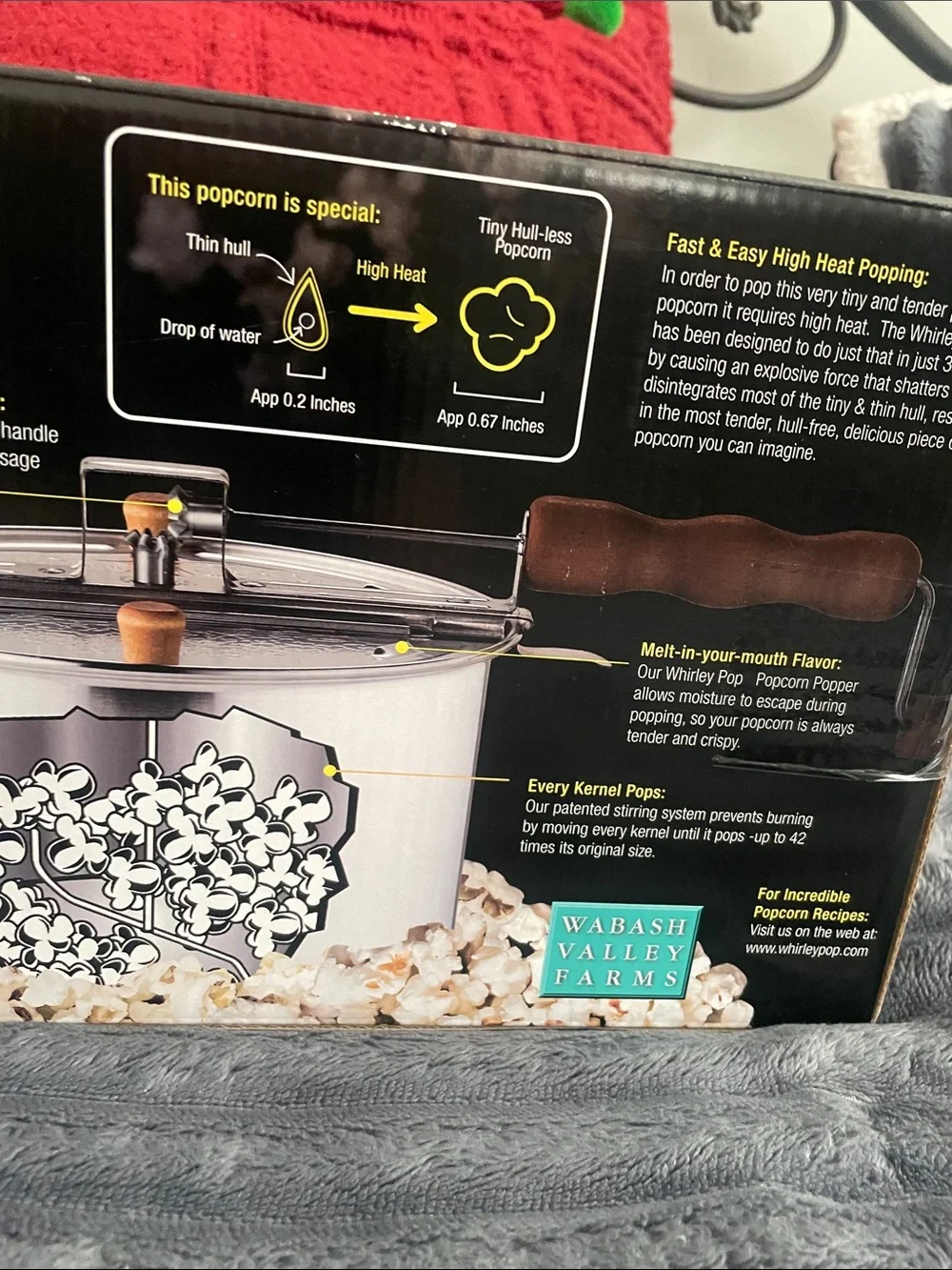 3-Minute Popcorn Popper in Silver and Brown - Picture 2 of 9